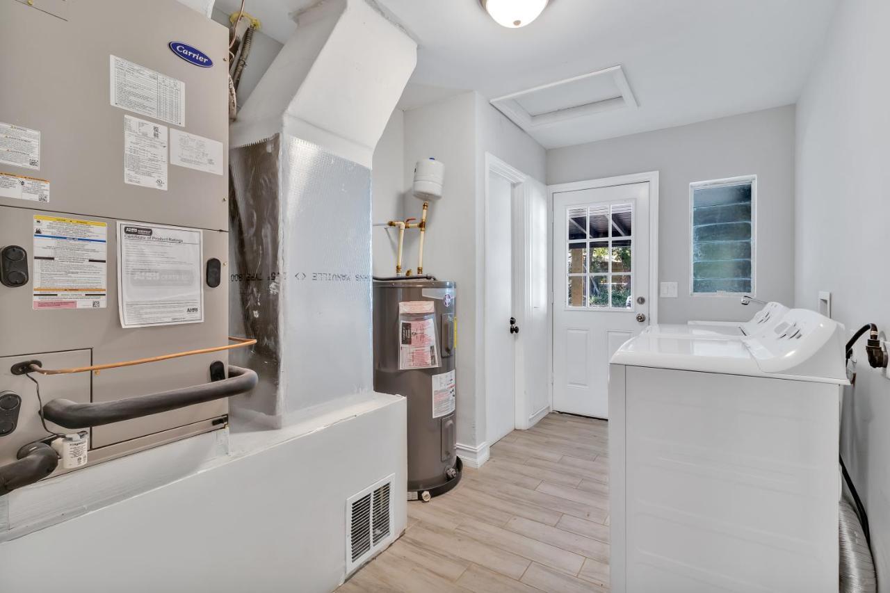 Modern Lake Front Casita Near Winter Park! オーランド エクステリア 写真